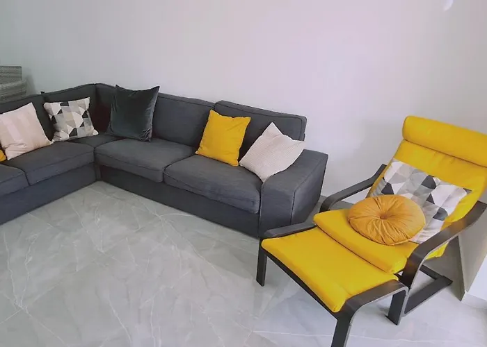 Centro شقة لارنكا