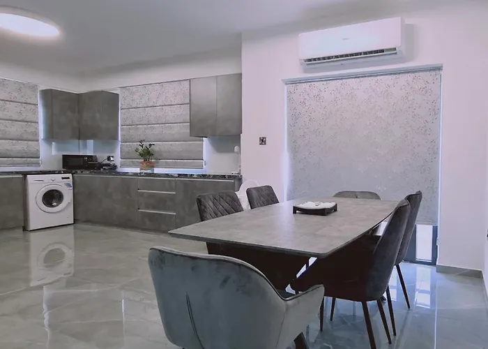 Lägenhet Centro Larnaca