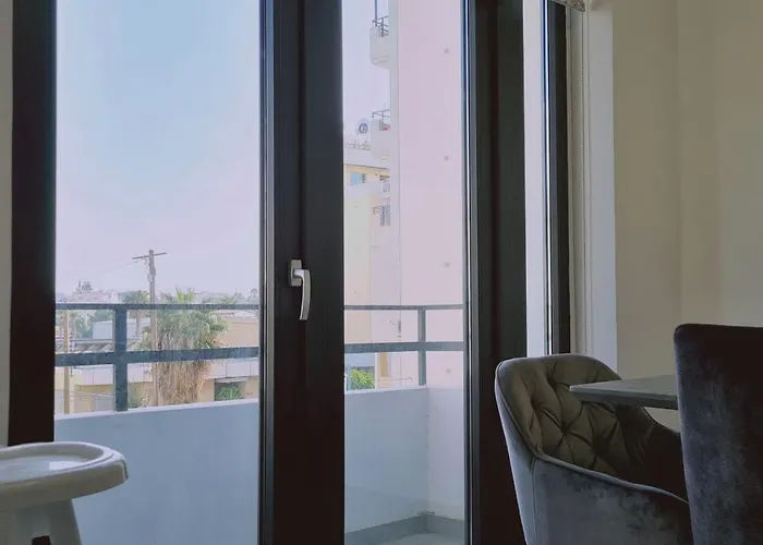 Centro * لارنكا