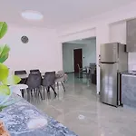 Centro Διαμέρισμα *